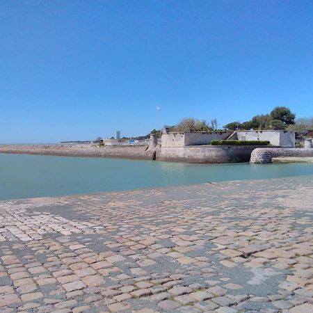 Appartement Sur le vieux port, centre de la Rochelle à La Rochelle  Extérieur photo