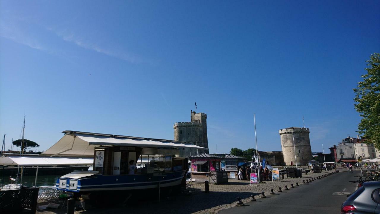 Appartement Sur le vieux port, centre de la Rochelle à La Rochelle  Extérieur photo