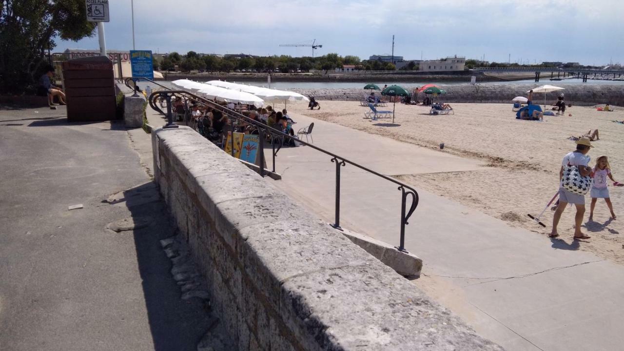 Appartement Sur le vieux port, centre de la Rochelle à La Rochelle  Extérieur photo