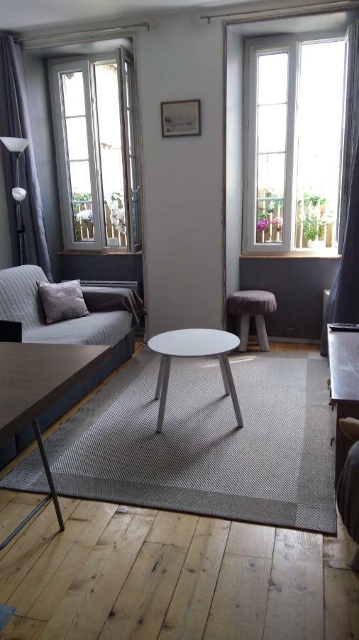 Appartement Sur le vieux port, centre de la Rochelle à La Rochelle  Extérieur photo